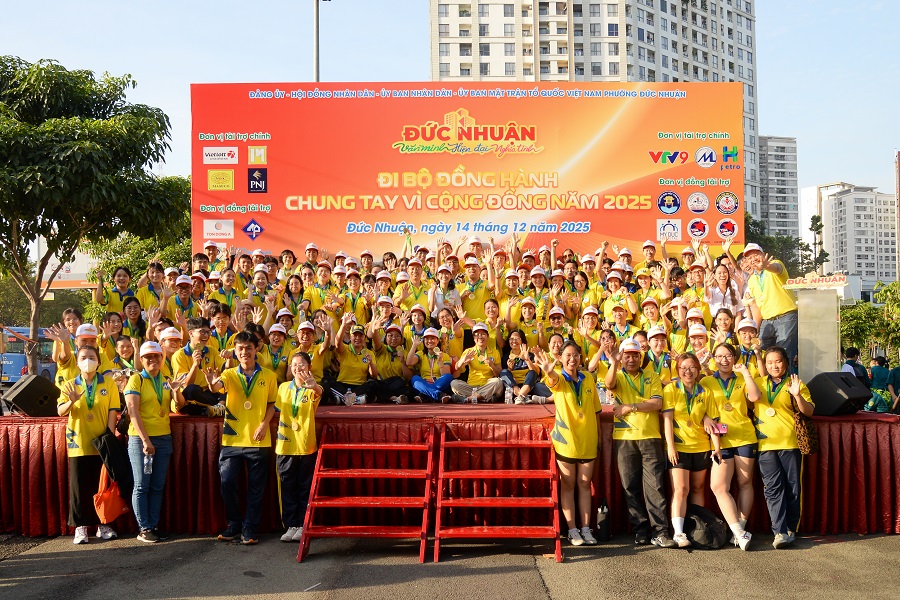 UFM: "Walk for health, walk to share" at the Duc Nhuan Social Fund walking campaign 2025