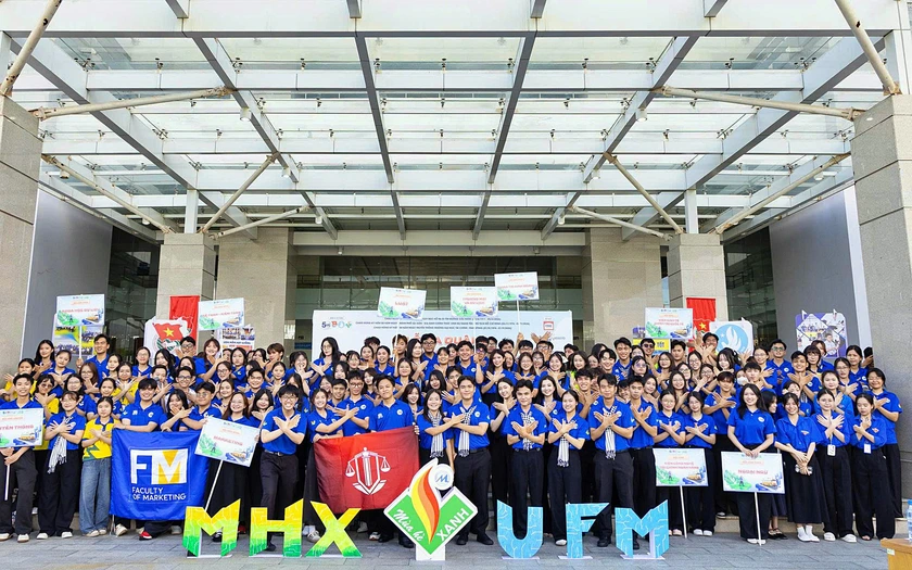 The UFM Green Summer volunteer bus officially rolls out